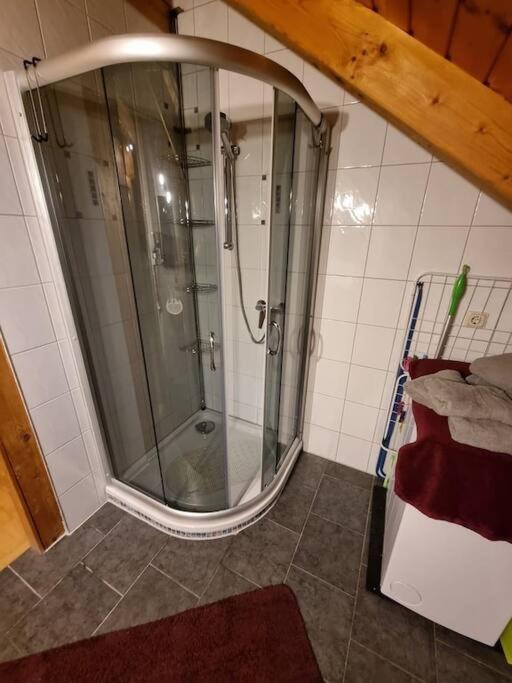 Gemuetliche Dachgeschosswohnung Erfurt Exterior foto