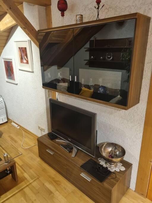 Gemuetliche Dachgeschosswohnung Erfurt Exterior foto