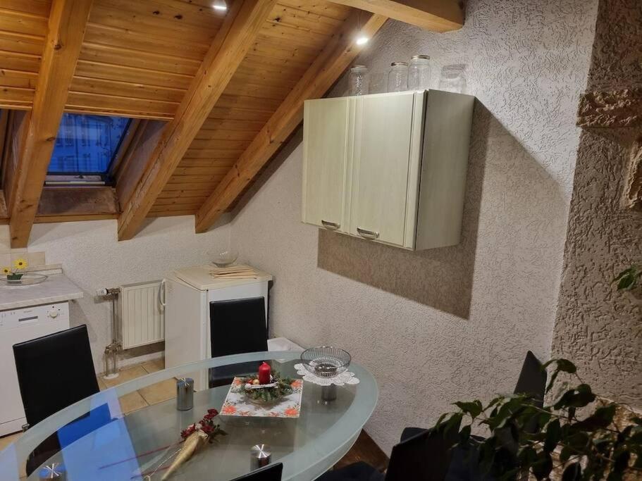 Gemuetliche Dachgeschosswohnung Erfurt Exterior foto